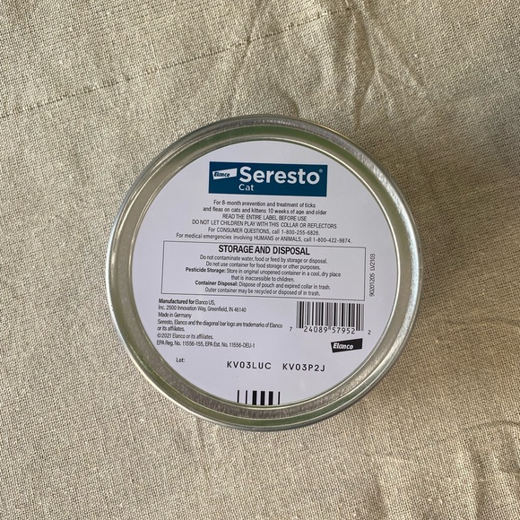 2 Pack Seresto Flea & Tick Collar for Cats, 8-Month Protection - Picture 10 of 11